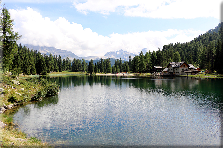 foto Lago Nambino